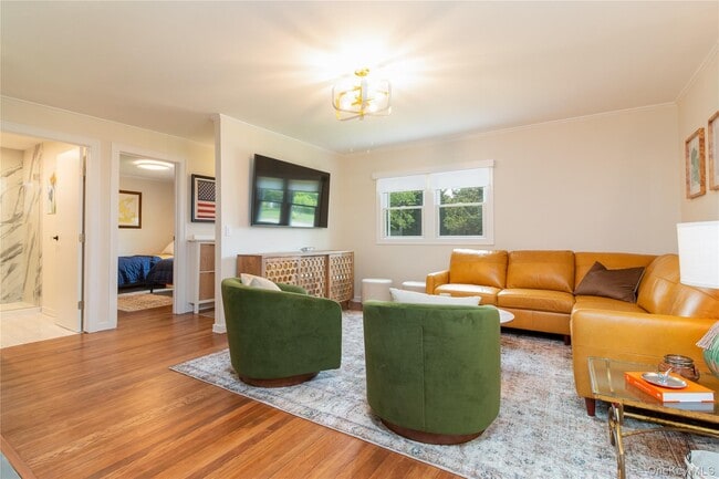 Building Photo - 1850 Rocky Point Rd