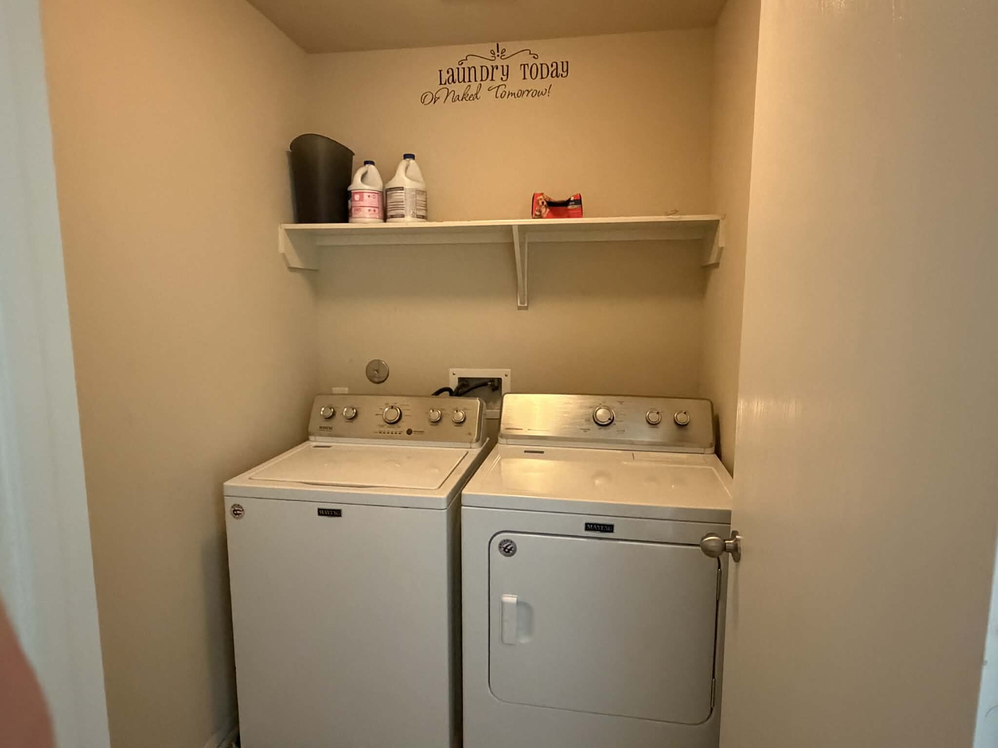 Building Photo - 9403 Sunflower Ridge Ln