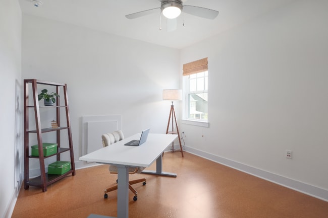 Building Photo - 2817 Sorin St