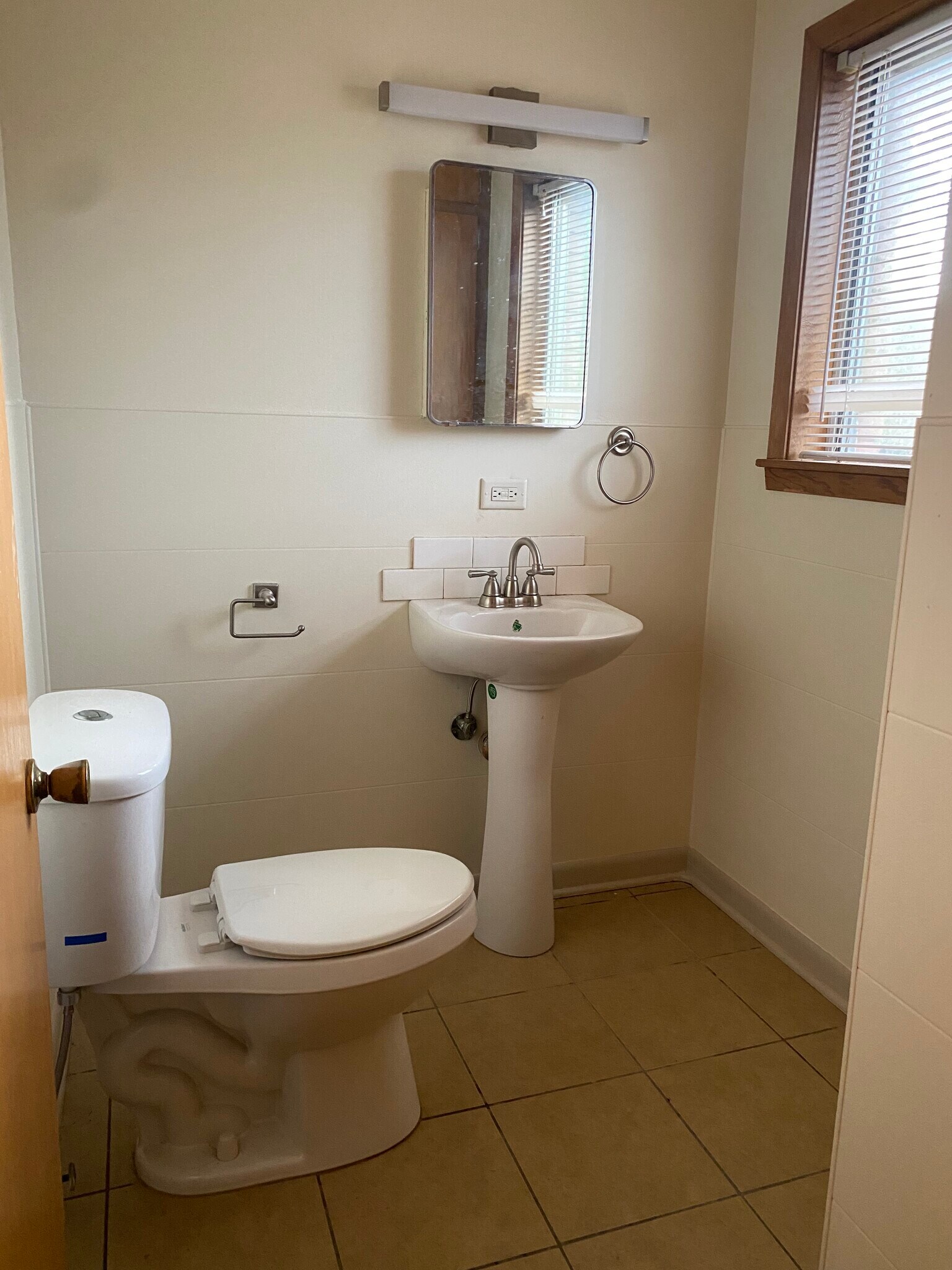 Half bath - 407 N Morton St