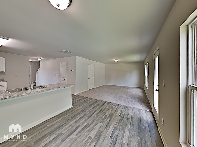 Building Photo - 785 Dove Tree Ln
