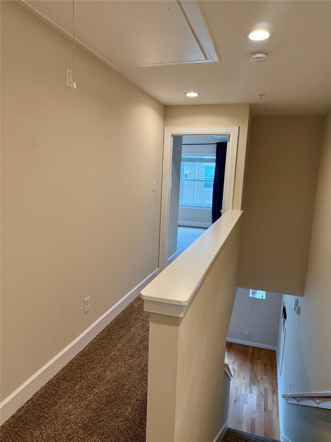 Building Photo - 8705 Bryam St