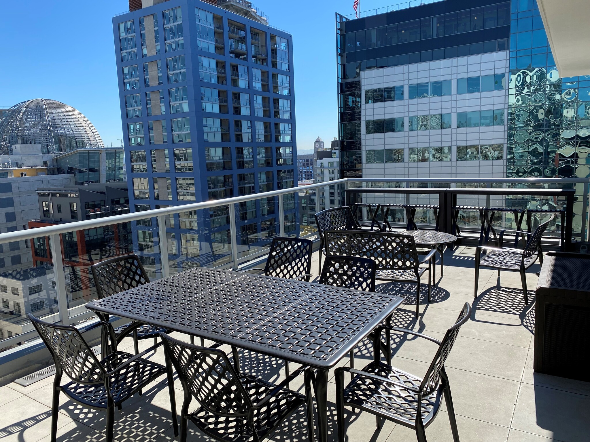 Community Center Patio with ample seating, gas BBQ grill, and amazing sunset and Petco Park views. - 427 9th Ave