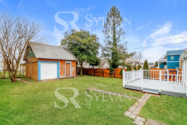 Building Photo - Rest. Relax. Recharge. Home awaits!