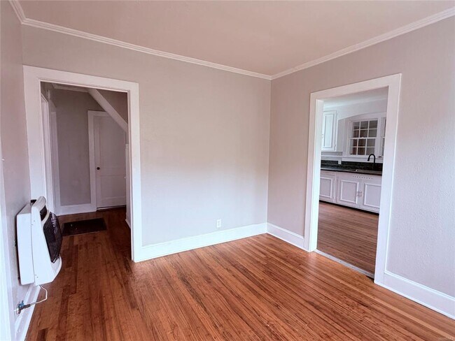 Building Photo - 1784 Elmore Rd