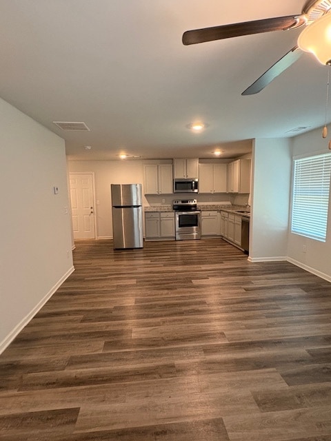 Building Photo - 285 Pebble Ridge Dr