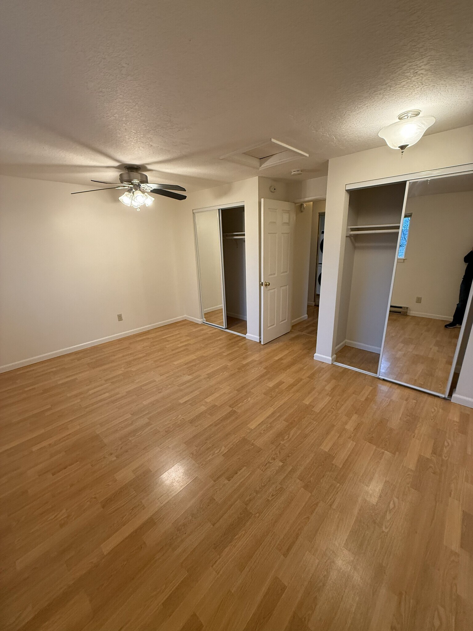 Building Photo - 2317 SE Division St