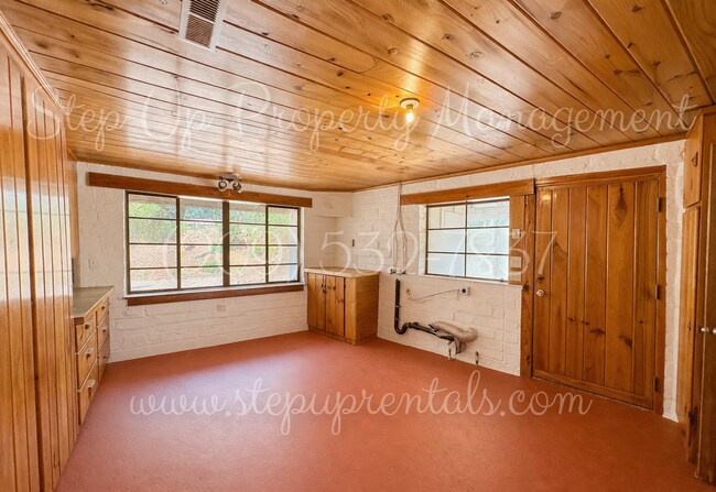 Building Photo - 20381 Sherry Ct