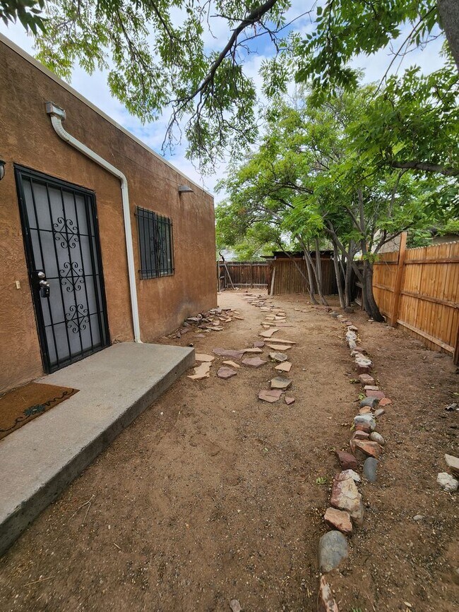 Building Photo - Princeton Drive SE-505