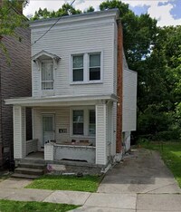 Building Photo - 439 Warner St