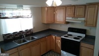 Building Photo - 2561 Robinson Pl