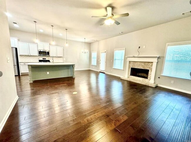Building Photo - 9147 Cres Lodge Cir
