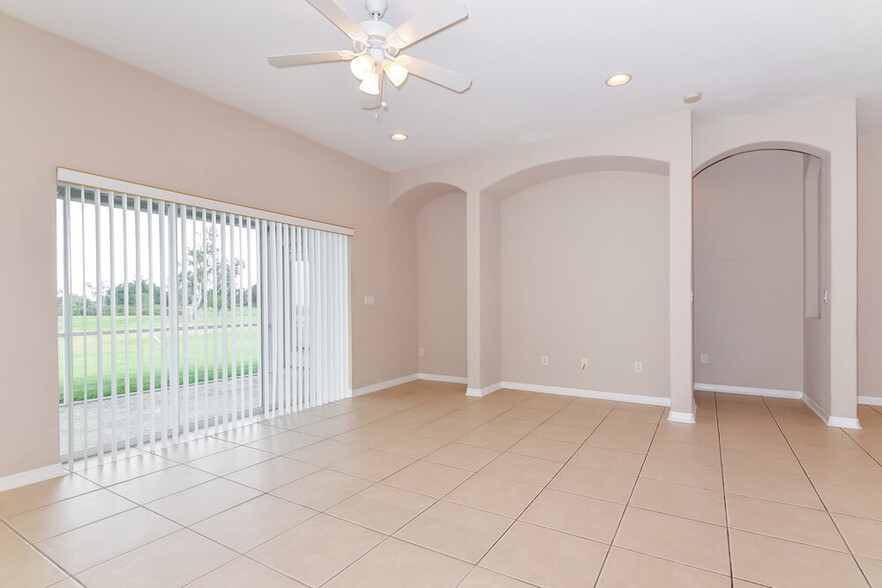 Building Photo - 2906 Copper Heigt Ct