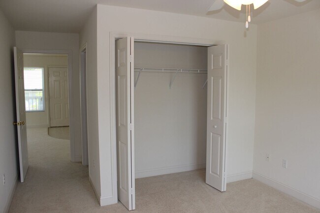 Building Photo - 1912-A/B Tabor Village Dr.