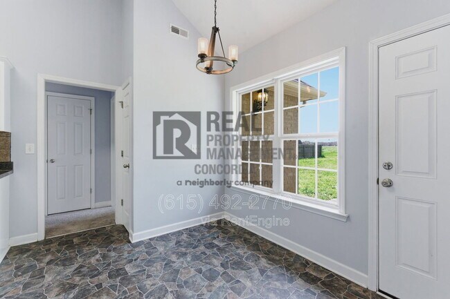 Building Photo - 1934 Mural Ln