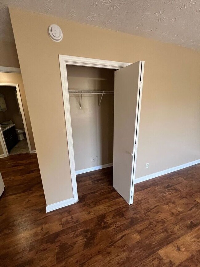 Building Photo - !!!WARNING: AVOID SCAMS CONFIRM RENTAL AT ...