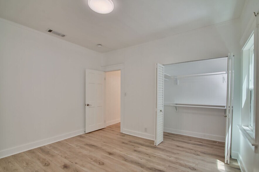 Building Photo - 641 N Martel Ave