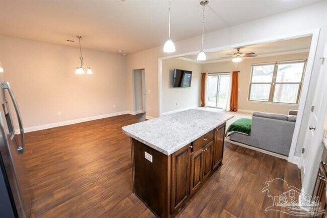 Building Photo - 1060 Bretts Way