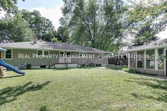 Building Photo - 710 Moorland Rd