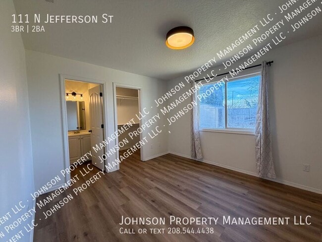 Building Photo - 111 N Jefferson St