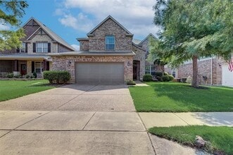 Building Photo - 9008 Hawley Dr