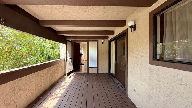 Building Photo - Spacious Twin Home For Rent at Montezuma Townhouses in College Area-Move in now