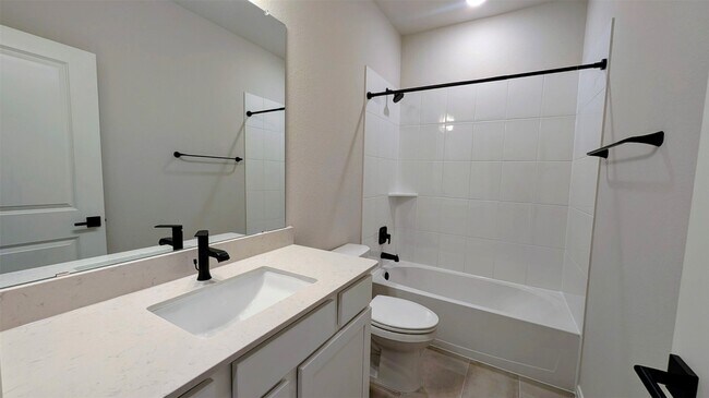 Building Photo - 31814 Blossom Ln