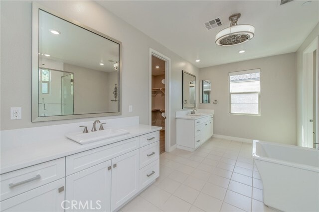 Building Photo - 125 Turnstone