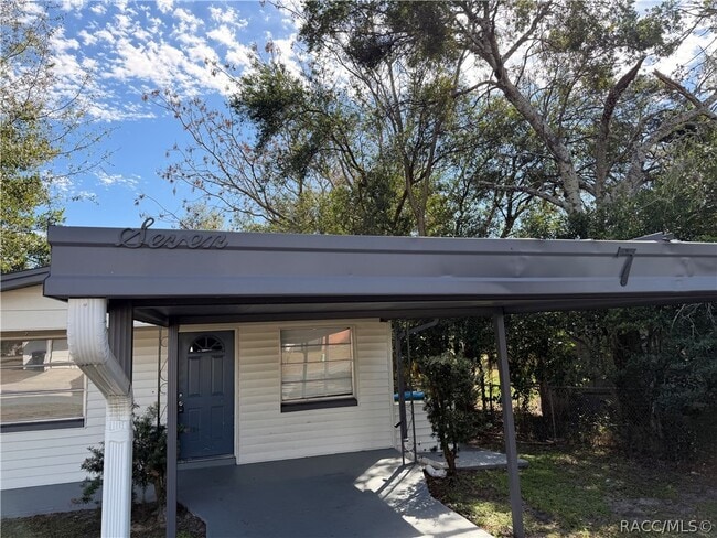 Building Photo - 7 N Jackson St