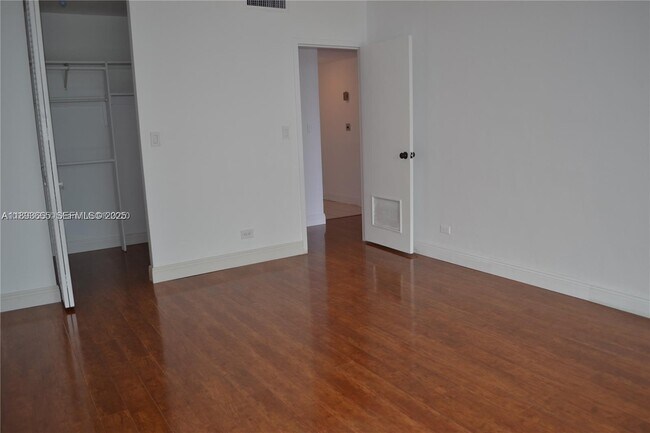 Building Photo - 2451 Brickell Ave