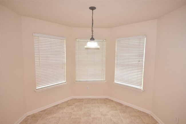 Building Photo - 1035 Junction Ct