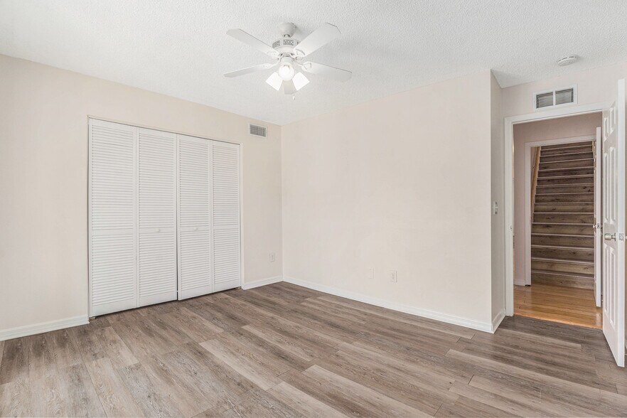 Building Photo - 296 Winchester Way