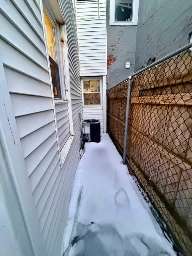 Building Photo - 2342 N Colorado St