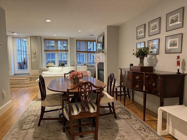 Building Photo - 2 bedroom in Boston MA 02118