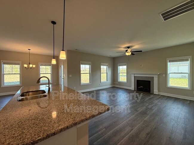 Building Photo - 4732 Mastercraft Ct