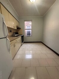 Building Photo - 110-11 101st Ave