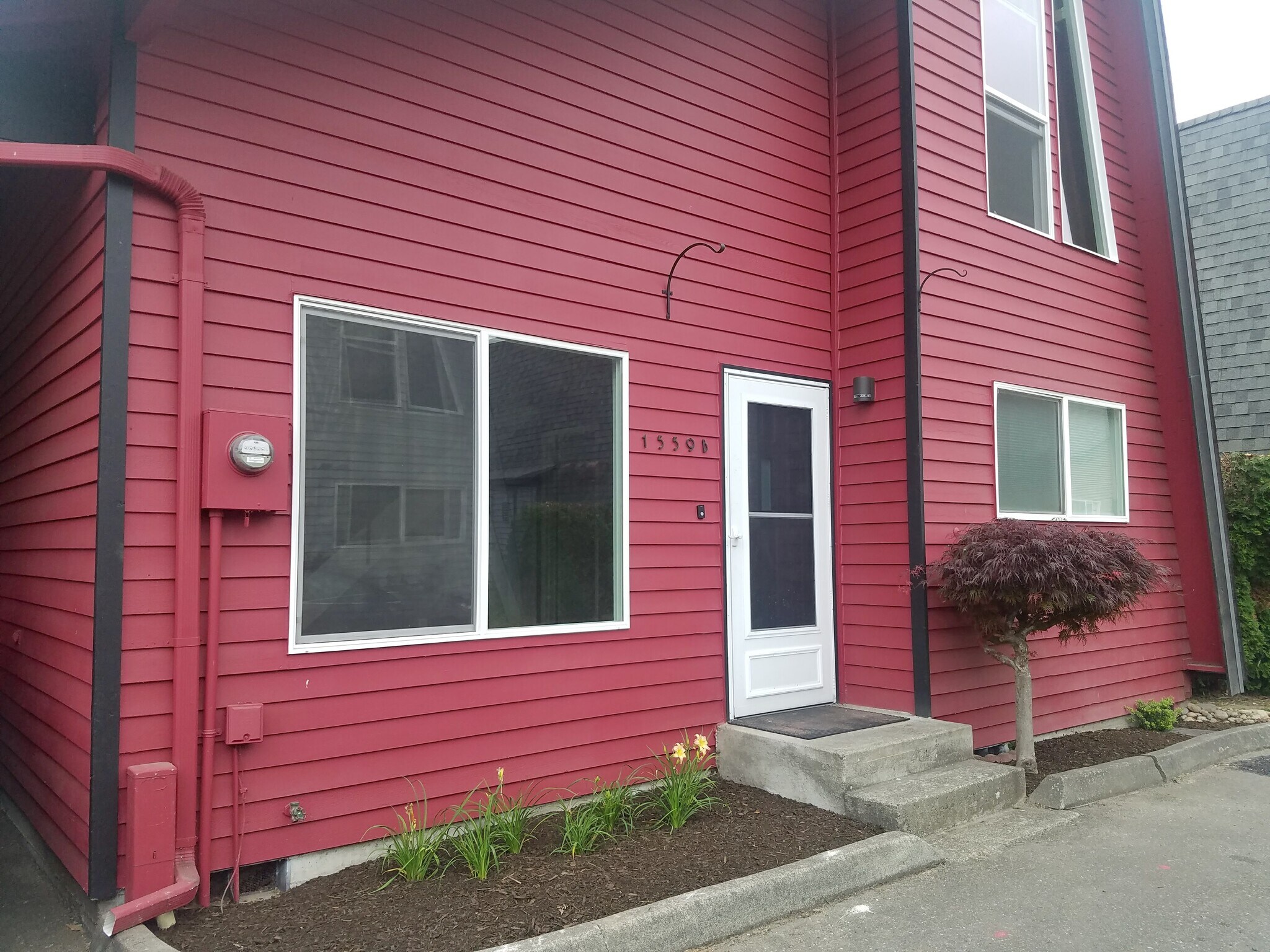 Building Photo - 1559 8th Street Northeast