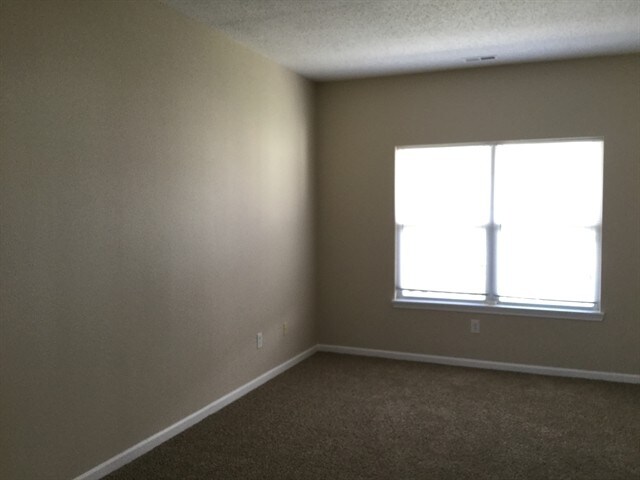 Building Photo - 12187 Running Springs Rd