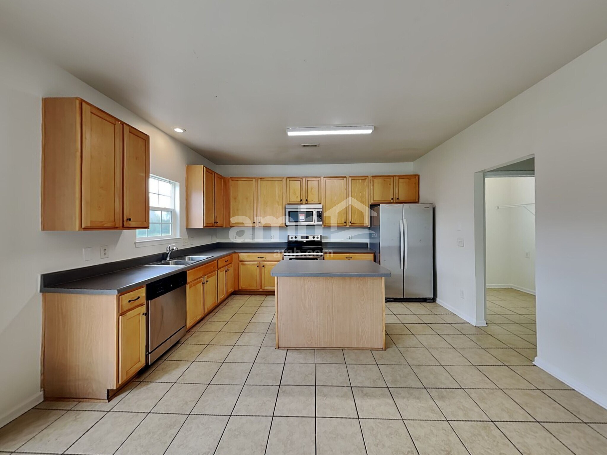 Building Photo - 13624 Whitebark Ct