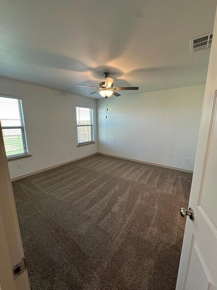 Building Photo - 1321 Bajada St