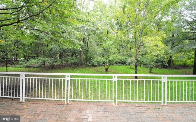 Building Photo - 2010 N Westmoreland St