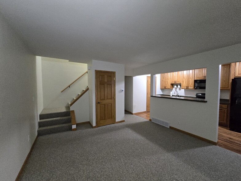 Building Photo - N114W16920 Murillo Dr