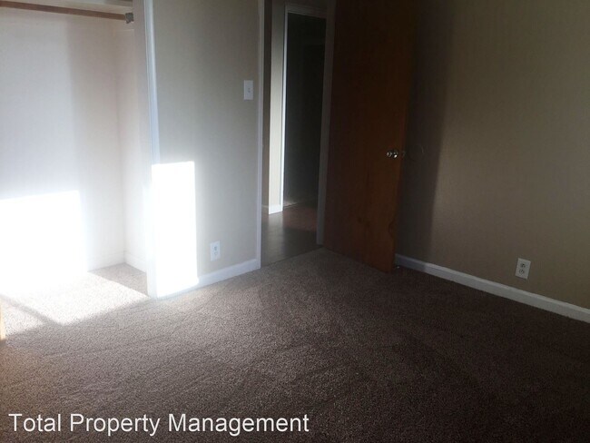 Building Photo - 3 br, 2 bath House - 946 Cardoza Dr