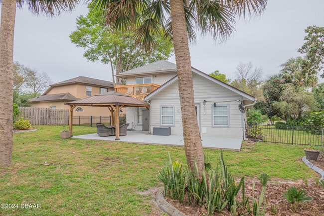 Building Photo - 6236 Clover Bend Dr