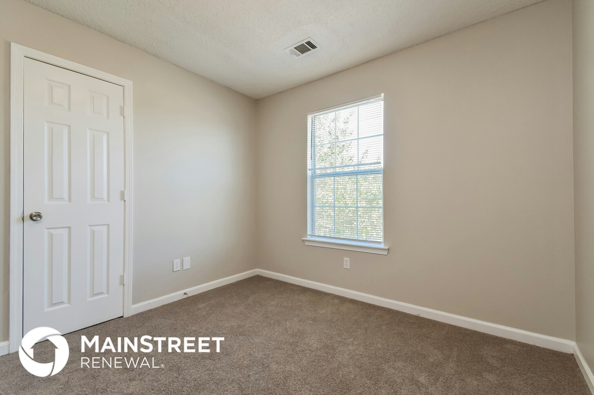 Building Photo - 497 Eagles Crossing Cir