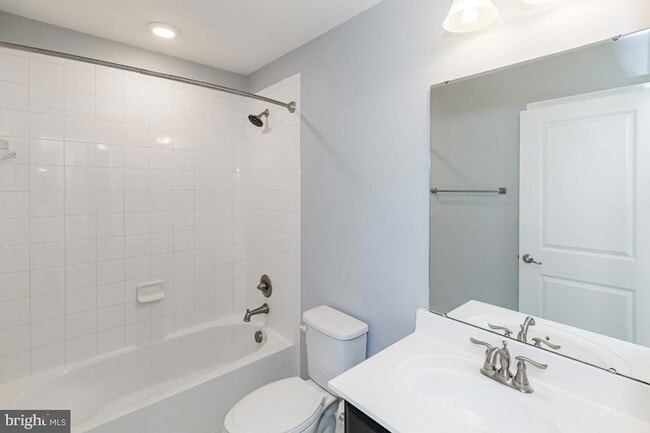 Building Photo - 5525 Peanuts Ln