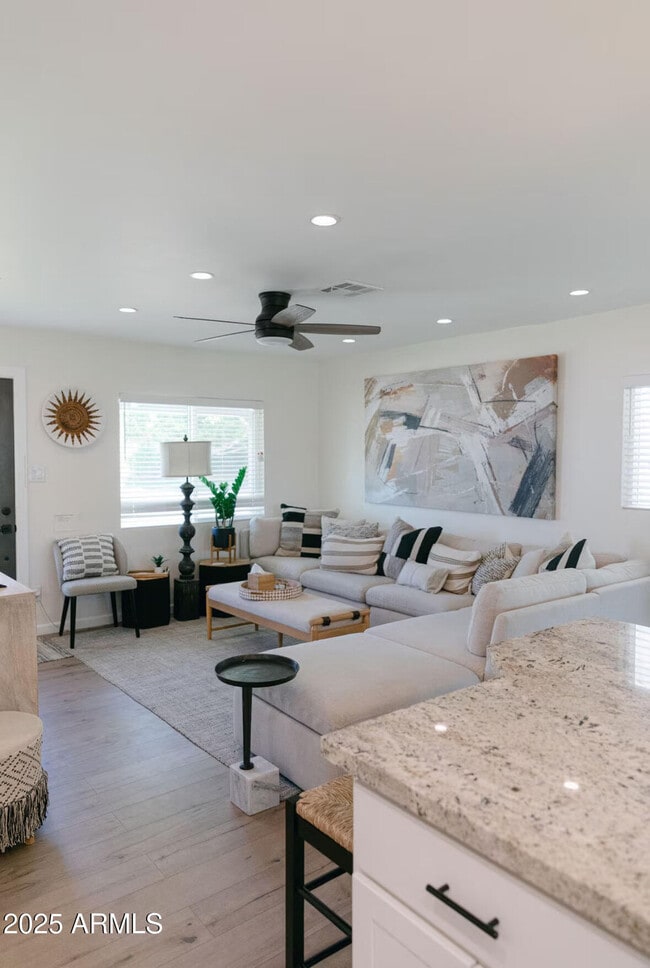 Building Photo - 7715 E Avalon Dr