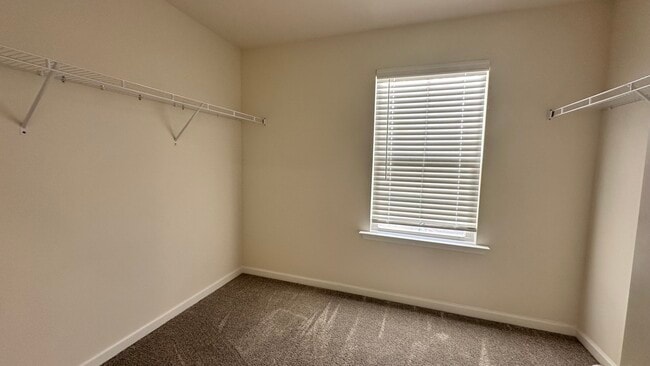 Building Photo - 312 Catawba Br Wy