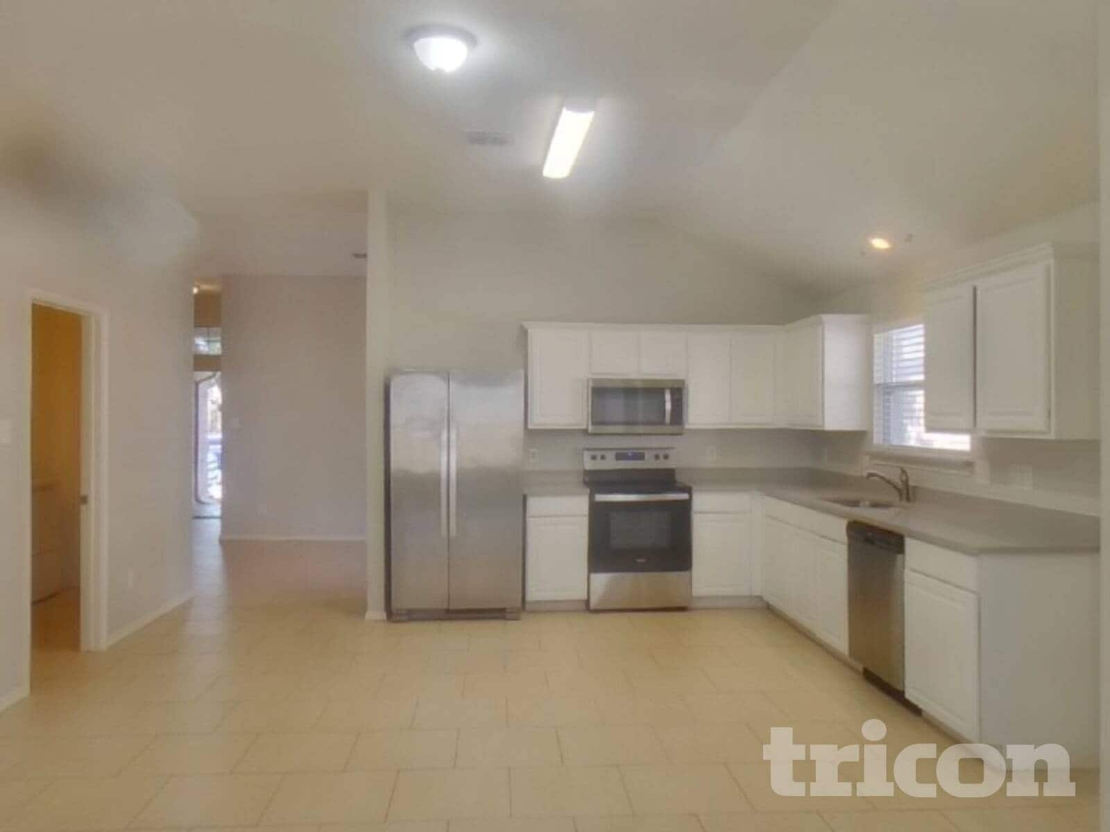 Building Photo - 5417 Elk Ridge Dr