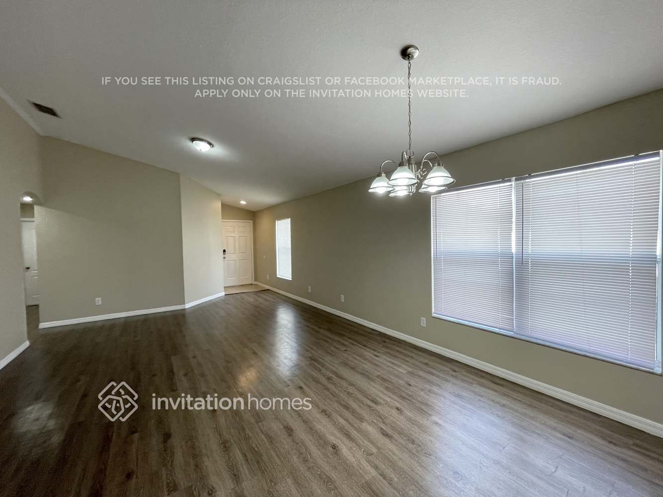 Building Photo - 15750 Greyrock Dr